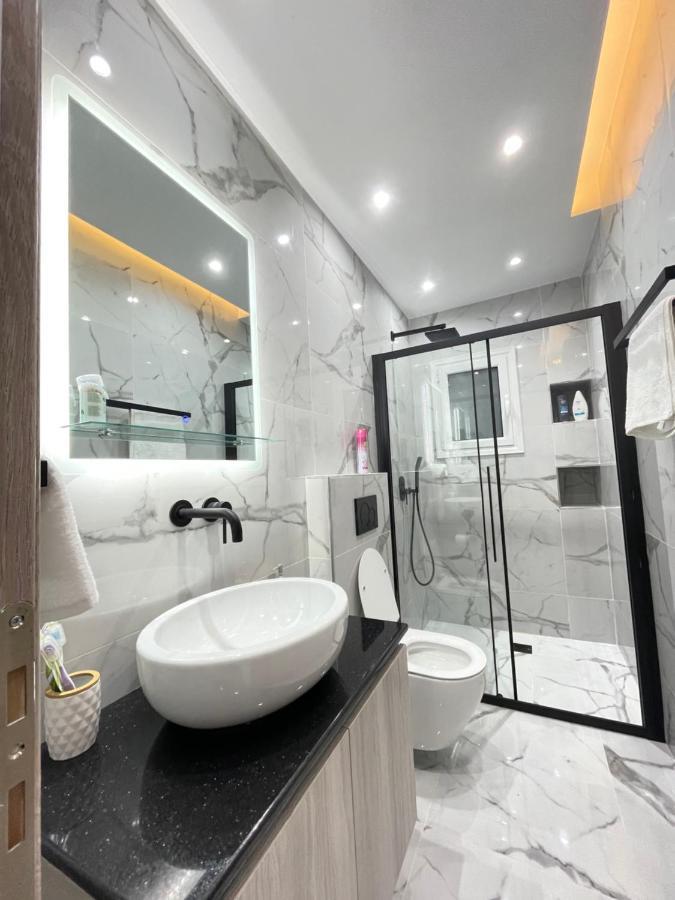 Apollo 2 Bd Jacuzzi Suite Athen Eksteriør bilde