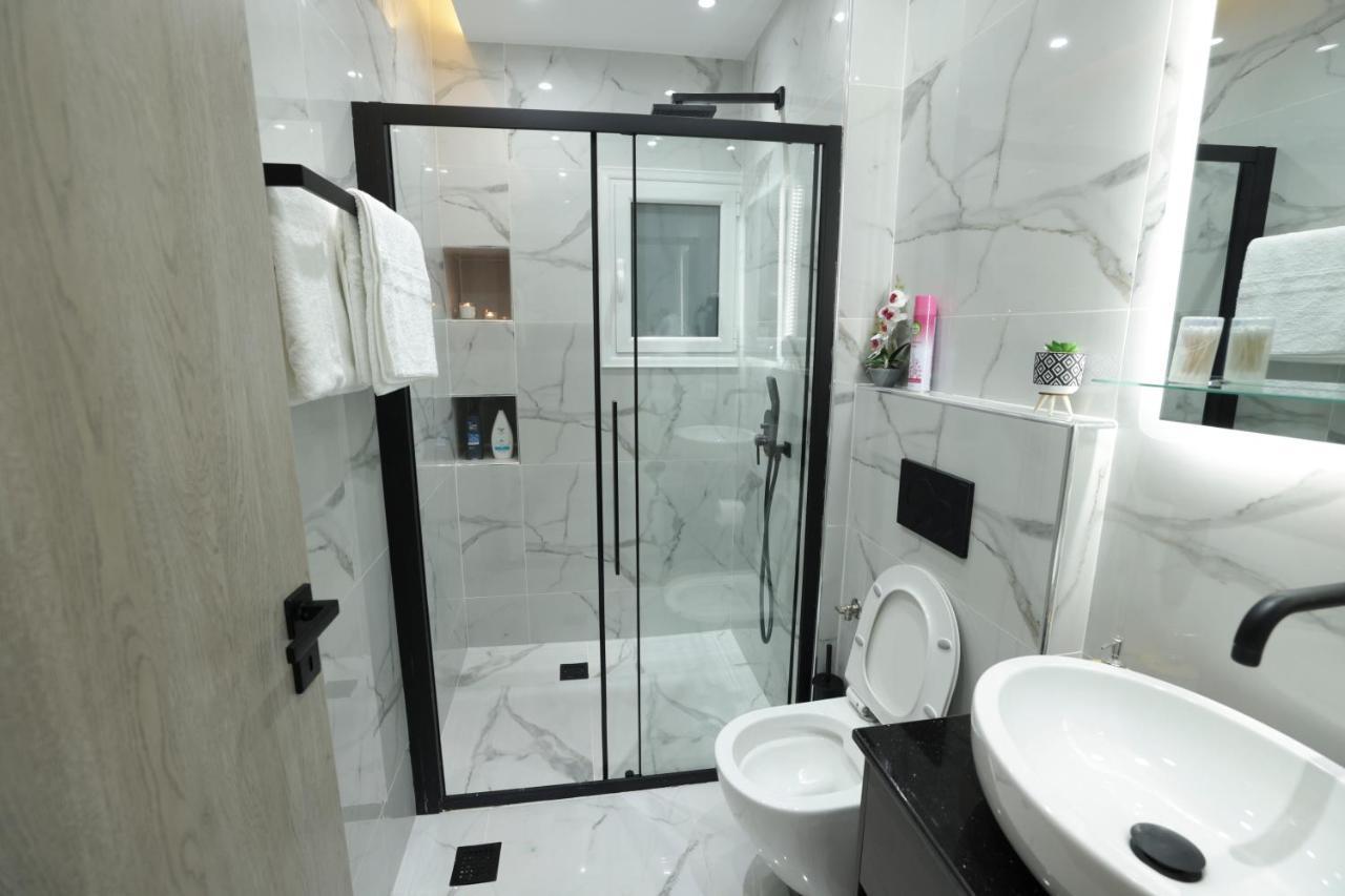 Apollo 2 Bd Jacuzzi Suite Athen Eksteriør bilde